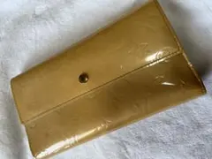 ルイ ヴィトン 長財布 ベージュ ヴェルニ