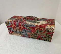 Item thumbnail for item 7fd42c9b-7eab-4f54-b75b-903b34ff3283