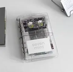 SEVEN MINT 3つ折りクリアバインダー（A6・6穴） - メルカリ