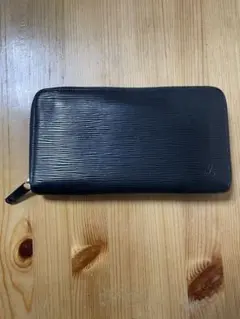 Louis Vuitton エピレザー ブラック 長財布