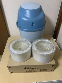 Item thumbnail for item e72b257b-b6ad-4f99-b49e-763c60dc4001