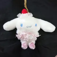 サンリオ シナモン シナモロール いちごホイップケーキ ぬいぐるみ マスコット