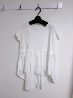 ★新品未使用★DeuxAmour レディース　カットソー Tシャツ ホワイトのサムネイル