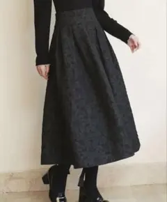 フクレジャガードフレアハイウエストスカート （ブラック）　Sサイズ