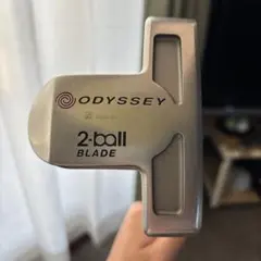 Odyssey White Hot 2-Ball パターのサムネイル