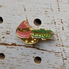 ジャーマンビンテージ　ローリートーイズのピンバッジ