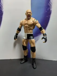 UFC フィギュア チャンピオンベルト付き - メルカリ