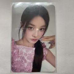 ILLIT アイリット bomb イロハ shopee ラキドロ トレカ