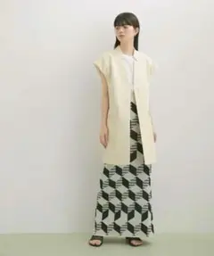 新品【ADAM ET ROPE' FEMME 】クラウドショルダーベスト