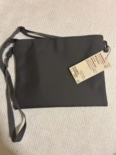 無印良品ポーチとしても使える撥水サコッシュ