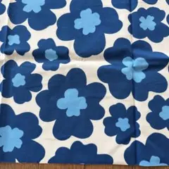 マリメッコ風はぎれ生地　ブルー系花柄