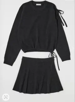 TIED RIBBON セーター & ミニスカート