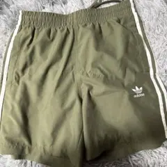 adidas オリーブ ハーフパンツ 3本ライン