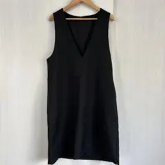 美品　GU ブラック ノースリーブ ワンピース　ジャンパースカート