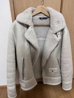 ZARA ムートンライダース　ジャケット Mベージュ　ボアジャケット
