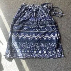 青系花柄ロングスカート