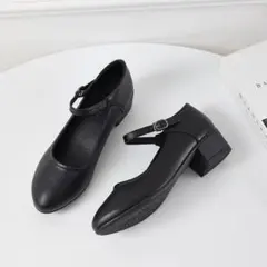 超美品　ブラック ストラップ付きヒール　通勤用シューズ　レディース