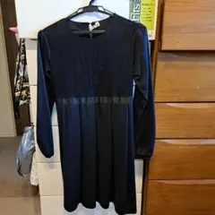 黒ドレス　サイズ150
