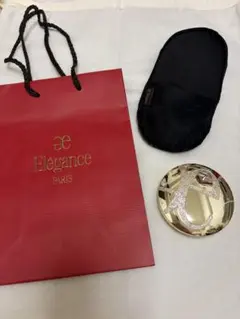 Elegance フェイスパウダーのサムネイル