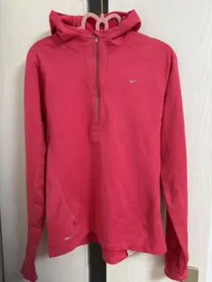 Nike ピンク 裏起毛　フード付きパーカー