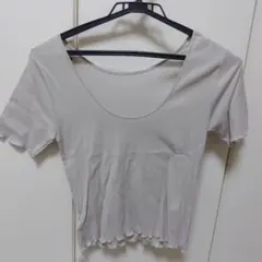 ETRÉ TOKYO 半袖 カットソー Tシャツ インナー グレーのサムネイル