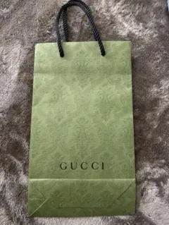 GUCCI エンボス加工ショップ袋 グリーン