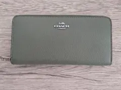 COACH オリーブグリーン レザー長財布