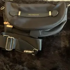 2025年最新】pechinchar メタルファスナーショルダーバッグの