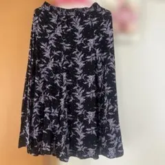 花柄フレアスカート 黒と紫　M ウエストゴム