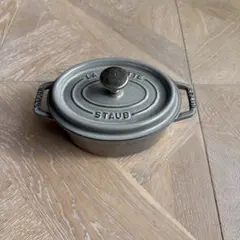 Item thumbnail for item e0ca00d7-1751-46ed-8435-bbad94e51d84