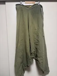 サルエルパンツ　カーキ
