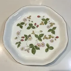 WEDGWOOD ウェッジウッド ワイルドストロベリー プレート約24.5cm