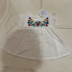 お花刺繍トップス