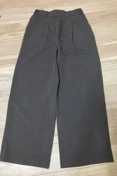 ブラウン　ワイドパンツ