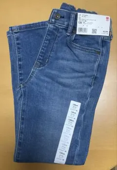 ユニクロ　キッズ　ウルトラストレッチソフトジーンズ　ファスナー無　ブルー