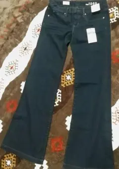 Gap 1969 ブーツカットデニム ダークバギー 新品未使用品 レディース、
