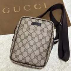 400✨極美品✨GUCCI グッチ ショルダーバッグ 斜め掛け GGスプリーム