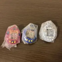 たまごっち　シャカシャカチャームコレクション　3個セット　ガチャガチャ