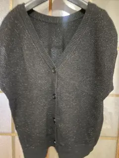 ブラックラメVネックカーディガンベスト