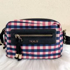 ❤️TOUS トウス❤️ミニショルダーバック　チェック柄　ベルト一部チェーンのサムネイル
