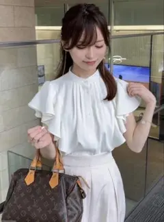フリルスリーブブラウス　グレイル