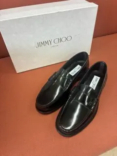 『値下げ』JIMMY CHOO ブラックレザー ローファーのサムネイル