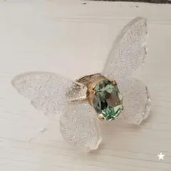 バタフライモチーフのリング ビジュー付き フリーサイズ 平成レトロ y2k 蝶