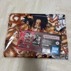 一番くじ　ワンピース　カードゲーム　B賞 カードデザインブランケット