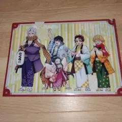 鬼滅の刃　くら寿司コラボ　クリアファイルとキーホルダー、バッジ、消しゴムのセット