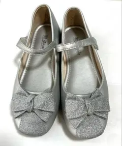 シルバー　フォーマルシューズ　21.5センチ