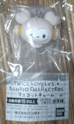 TWICE LOVELYS × SANRIO CHARACTERS こぎみゅん