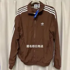 adidasアウター ブラウン