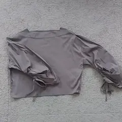 メゾンドベージュ　シャツのサムネイル