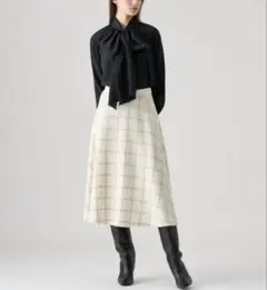 23年 ANAYI ラメチェックツイードフレアスカート 36 上品 Aライン